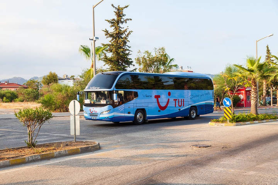 TUI bus