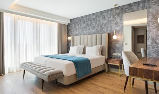 Portugal Porto Acta The Avenue