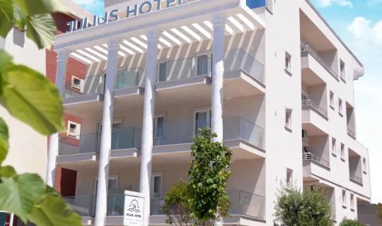Albanië Tirana Julius Hotel