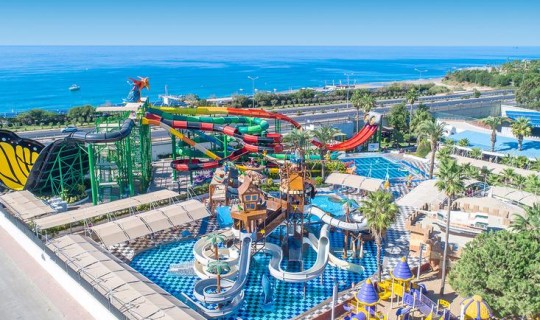 Turkije 8 daagse vliegvakantie naar Crystal Admiral Resort Suites en Spa in side, turkije