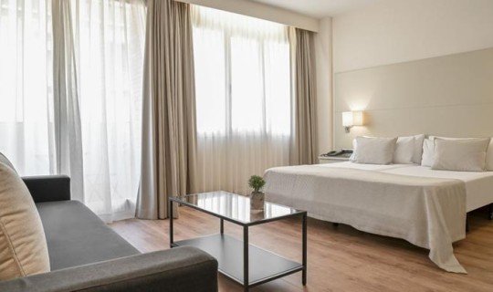 Spanje Barcelona Aparthotel Mariano Cubi