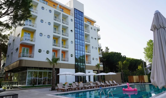 Albanië Tirana Hotel Monaco