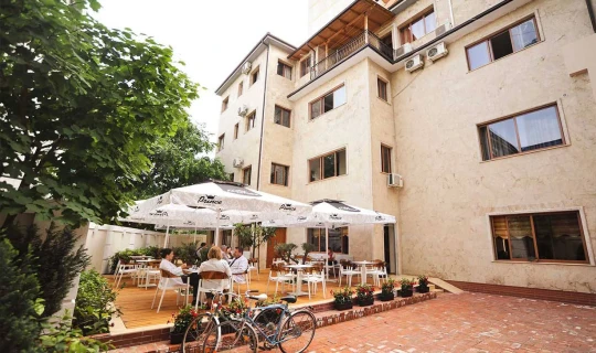 Albanië Tirana Hotel Vila e Arte