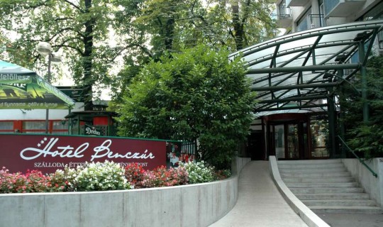 Hongarije Boedapest Hotel Benczur