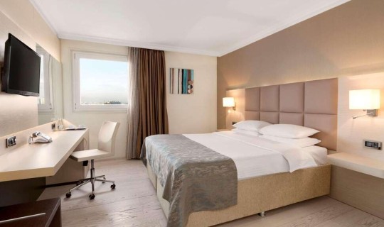 Bulgarije Sofia Ramada by Wyndham Sofia City Center