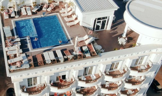 Albanië  Empire Hotel