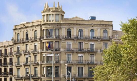 Spanje Barcelona Medium Monegal