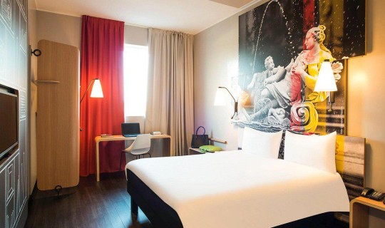 Italië  Ibis Milano Fiera