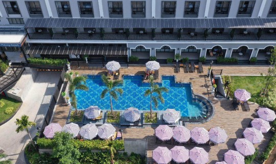 Thailand  Sawaddi Patong by Tolani