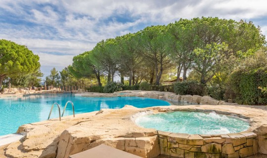 Frankrijk  Pierre & Vacances Village Club Pont Royal & P