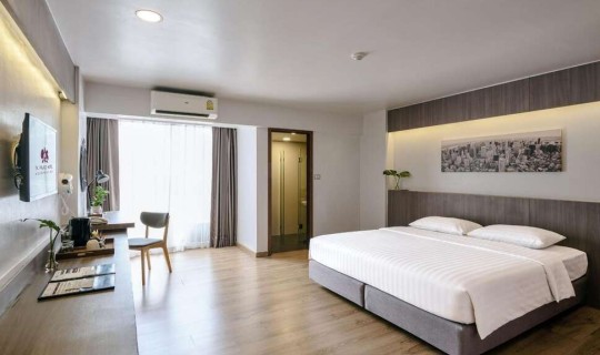 Thailand  TK Palace Hotel