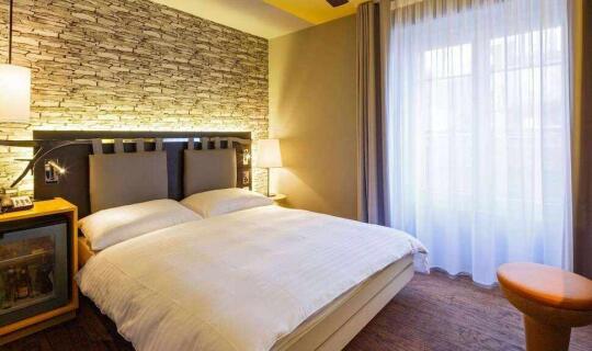 Zwitserland  Hotel Swiss Wine by Fassbind