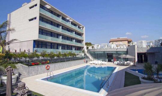 Spanje  Appartementen Apolo Suites