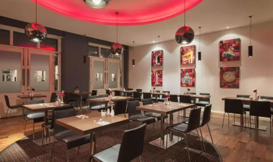 Noord-Ierland Belfast Hotel Ramada by Wyndham Belfast City Centre